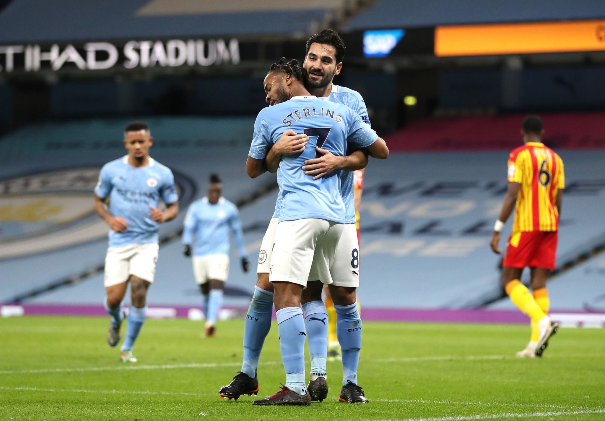 具威脅性 具威脅性